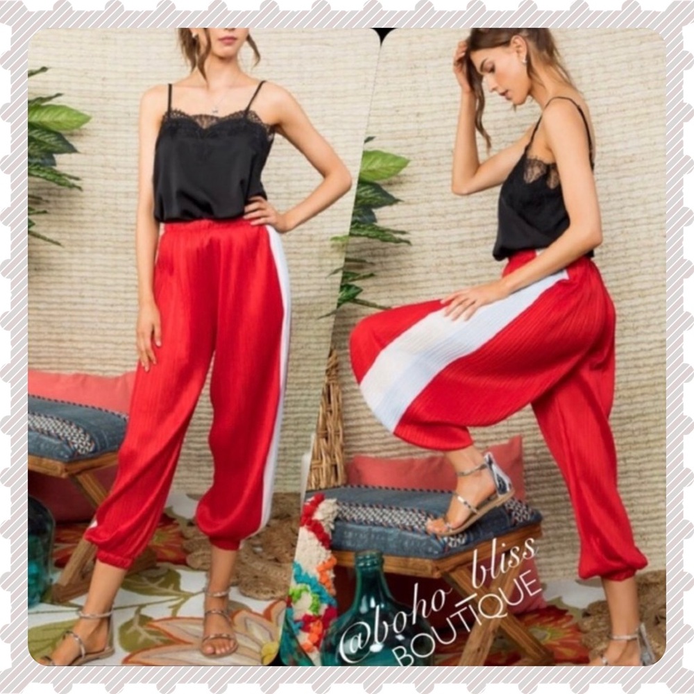 ❤️Sporty Pleated Balloon Leg Jogger Pants NEW Red and White